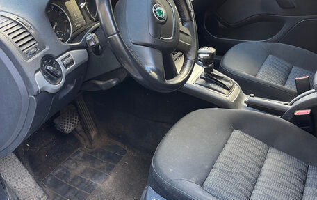 Skoda Octavia IV, 2010 год, 800 000 рублей, 5 фотография
