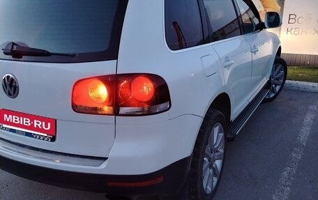 Volkswagen Touareg III, 2008 год, 1 000 000 рублей, 4 фотография