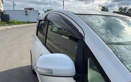 Toyota Ractis I, 2008 год, 850 000 рублей, 4 фотография