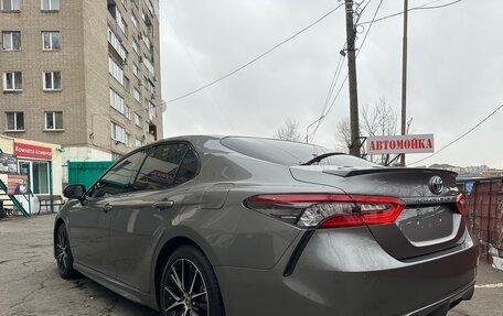 Toyota Camry, 2022 год, 3 950 000 рублей, 3 фотография