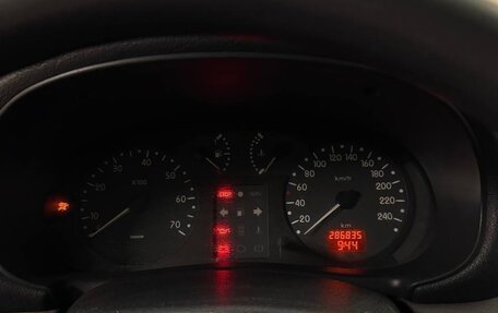 Renault Clio III, 2001 год, 180 000 рублей, 13 фотография