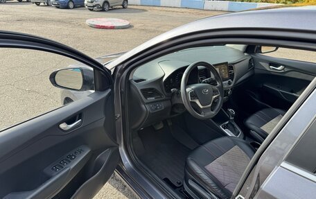 Hyundai Solaris II рестайлинг, 2021 год, 1 950 000 рублей, 7 фотография