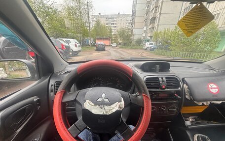 Mitsubishi Space Star I рестайлинг, 2003 год, 140 000 рублей, 9 фотография