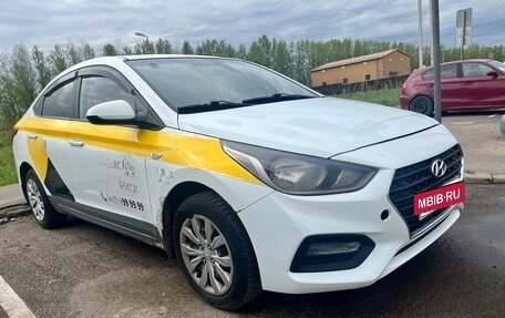 Hyundai Solaris II рестайлинг, 2017 год, 550 000 рублей, 2 фотография