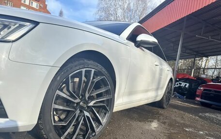 Audi A4, 2019 год, 2 400 000 рублей, 4 фотография
