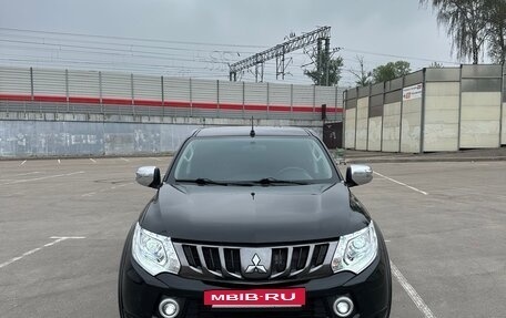 Mitsubishi L200 IV рестайлинг, 2018 год, 2 600 000 рублей, 2 фотография