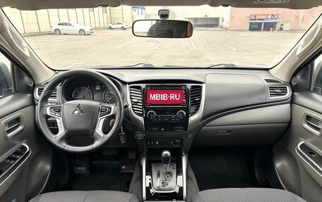 Mitsubishi L200 IV рестайлинг, 2018 год, 2 600 000 рублей, 12 фотография