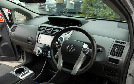 Toyota Prius, 2012 год, 898 000 рублей, 17 фотография