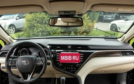 Toyota Camry, 2020 год, 3 249 000 рублей, 10 фотография