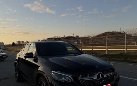 Mercedes-Benz GLC, 2018 год, 3 600 000 рублей, 1 фотография