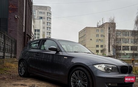 BMW 1 серия, 2008 год, 650 000 рублей, 1 фотография