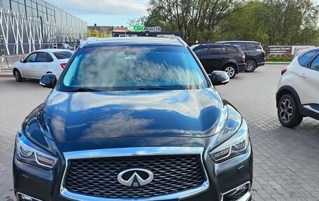 Infiniti QX60 I рестайлинг, 2018 год, 2 600 000 рублей, 1 фотография
