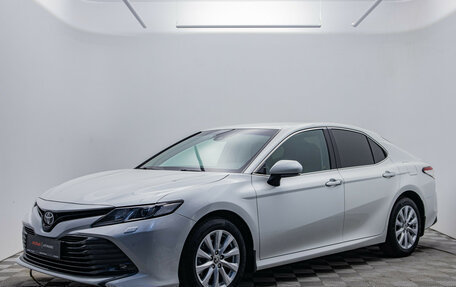 Toyota Camry, 2020 год, 2 695 000 рублей, 1 фотография