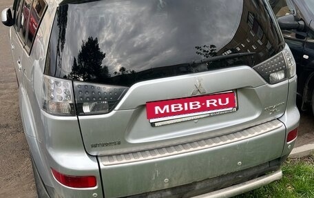 Mitsubishi Outlander III рестайлинг 3, 2008 год, 690 000 рублей, 2 фотография