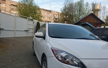 Mazda 3, 2011 год, 650 000 рублей, 2 фотография