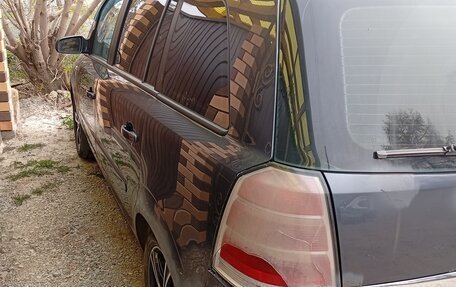 Opel Zafira B, 2007 год, 380 000 рублей, 2 фотография