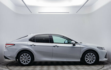 Toyota Camry, 2020 год, 2 695 000 рублей, 6 фотография