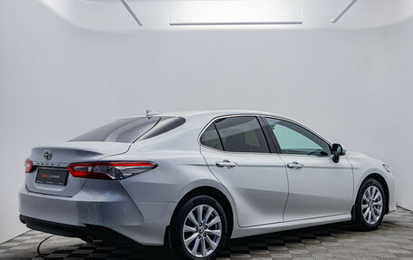 Toyota Camry, 2020 год, 2 695 000 рублей, 5 фотография
