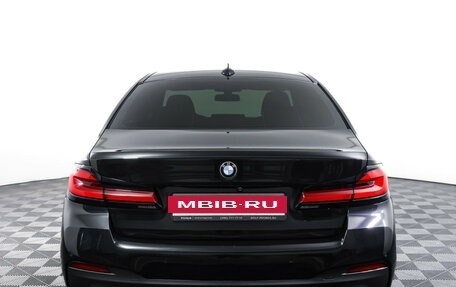 BMW 5 серия, 2020 год, 5 780 000 рублей, 6 фотография