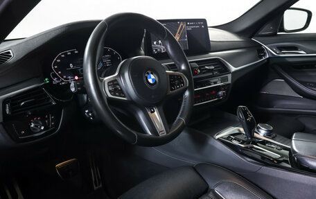 BMW 5 серия, 2020 год, 5 780 000 рублей, 14 фотография