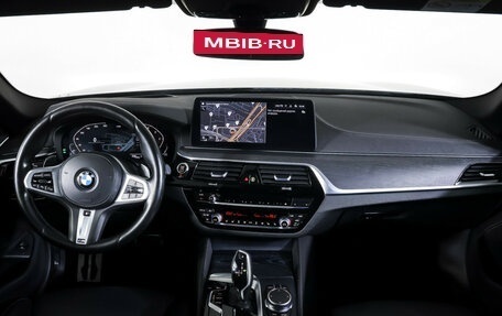 BMW 5 серия, 2020 год, 5 780 000 рублей, 12 фотография