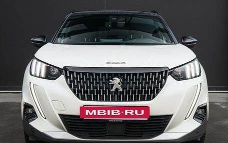 Peugeot 2008 II, 2021 год, 1 950 000 рублей, 2 фотография