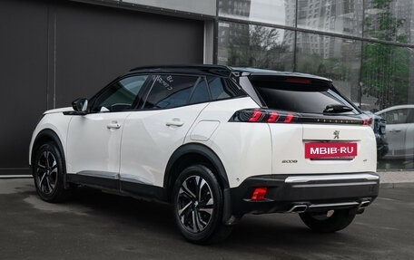 Peugeot 2008 II, 2021 год, 1 950 000 рублей, 6 фотография