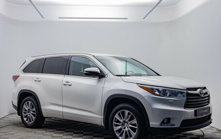 Toyota Highlander III, 2013 год, 2 600 000 рублей, 7 фотография