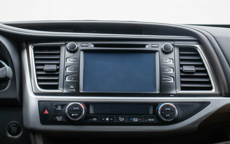 Toyota Highlander III, 2013 год, 2 600 000 рублей, 14 фотография