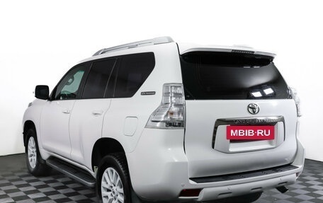 Toyota Land Cruiser Prado 150 рестайлинг 2, 2011 год, 2 690 000 рублей, 7 фотография