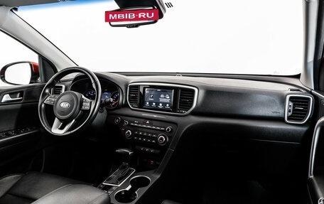 KIA Sportage IV рестайлинг, 2019 год, 2 299 000 рублей, 9 фотография