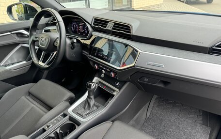 Audi Q3, 2019 год, 2 990 000 рублей, 25 фотография