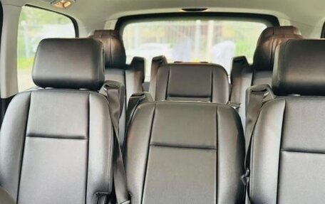 Mercedes-Benz Vito, 2017 год, 10 фотография