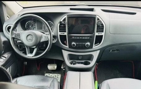 Mercedes-Benz Vito, 2017 год, 9 фотография