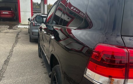 Toyota Land Cruiser 200, 2015 год, 5 700 000 рублей, 18 фотография