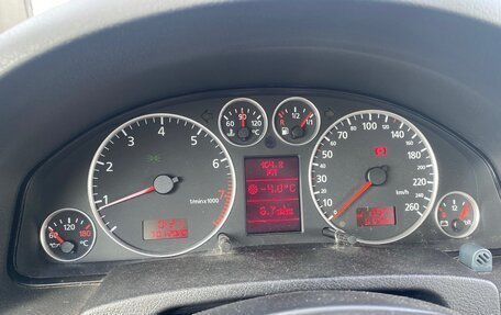Audi A6, 2002 год, 595 000 рублей, 7 фотография