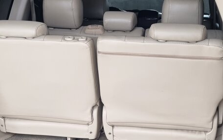 Toyota Land Cruiser Prado 120 рестайлинг, 2008 год, 3 000 000 рублей, 12 фотография