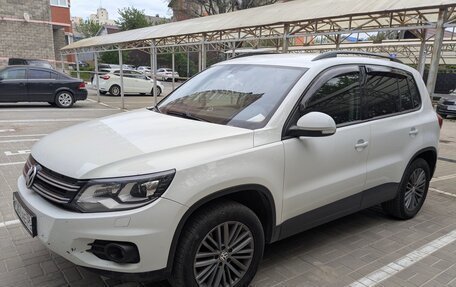 Volkswagen Tiguan I, 2014 год, 1 070 000 рублей, 2 фотография