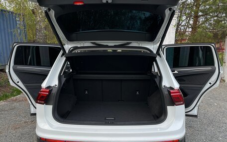 Volkswagen Tiguan II, 2022 год, 2 900 000 рублей, 15 фотография
