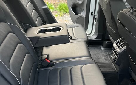 Volkswagen Tiguan II, 2022 год, 2 900 000 рублей, 18 фотография