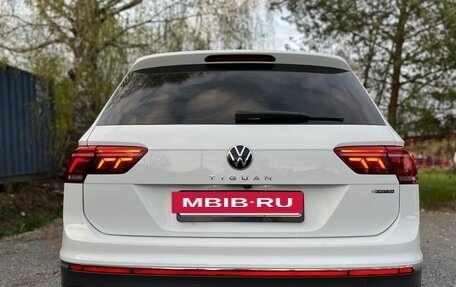 Volkswagen Tiguan II, 2022 год, 2 900 000 рублей, 13 фотография
