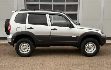 Chevrolet Niva I рестайлинг, 2010 год, 395 000 рублей, 6 фотография