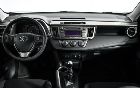 Toyota RAV4, 2015 год, 1 499 000 рублей, 13 фотография