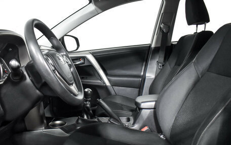 Toyota RAV4, 2015 год, 1 499 000 рублей, 10 фотография