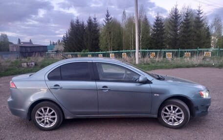 Mitsubishi Lancer IX, 2010 год, 700 000 рублей, 3 фотография