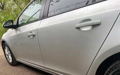 Chevrolet Cruze II, 2014 год, 895 000 рублей, 21 фотография