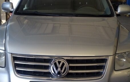 Volkswagen Touareg III, 2005 год, 850 000 рублей, 2 фотография