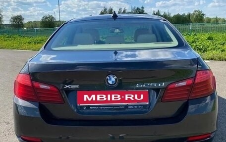 BMW 5 серия, 2014 год, 2 100 000 рублей, 3 фотография