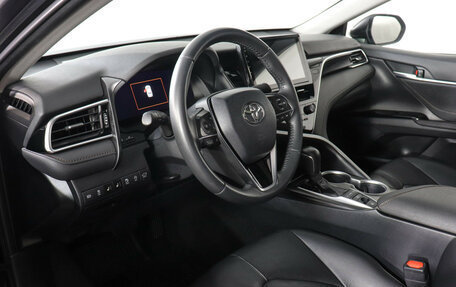 Toyota Camry, 2023 год, 3 849 000 рублей, 8 фотография