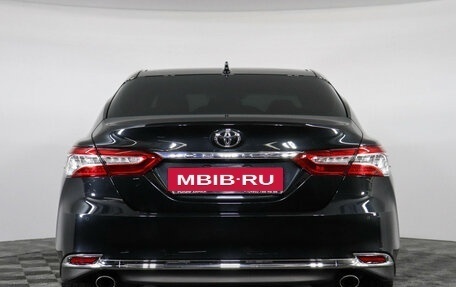 Toyota Camry, 2023 год, 3 849 000 рублей, 5 фотография